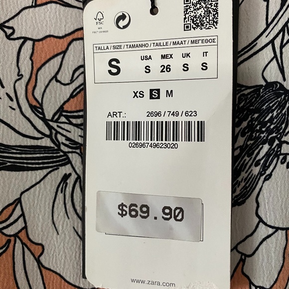 Zara peach and white floral tank top. Size Small - Picture 4 of 6